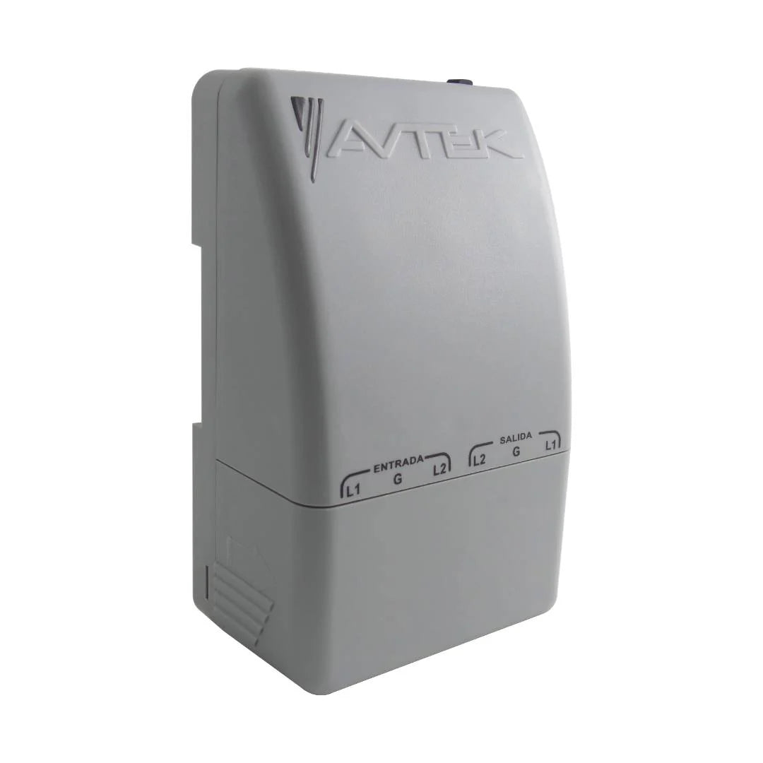 PROTECTOR, SUPRESOR Y CORTACORRIENTE 6600VA/W, 30A, 48KBTU, 2100JOULES 220VAC GRIS AVTEK